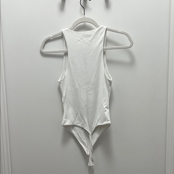 Aritzia Babaton White Contour Bodysuit - Picture 2 of 4